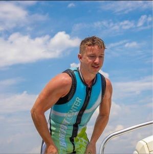 Meet your Posher, Darrin